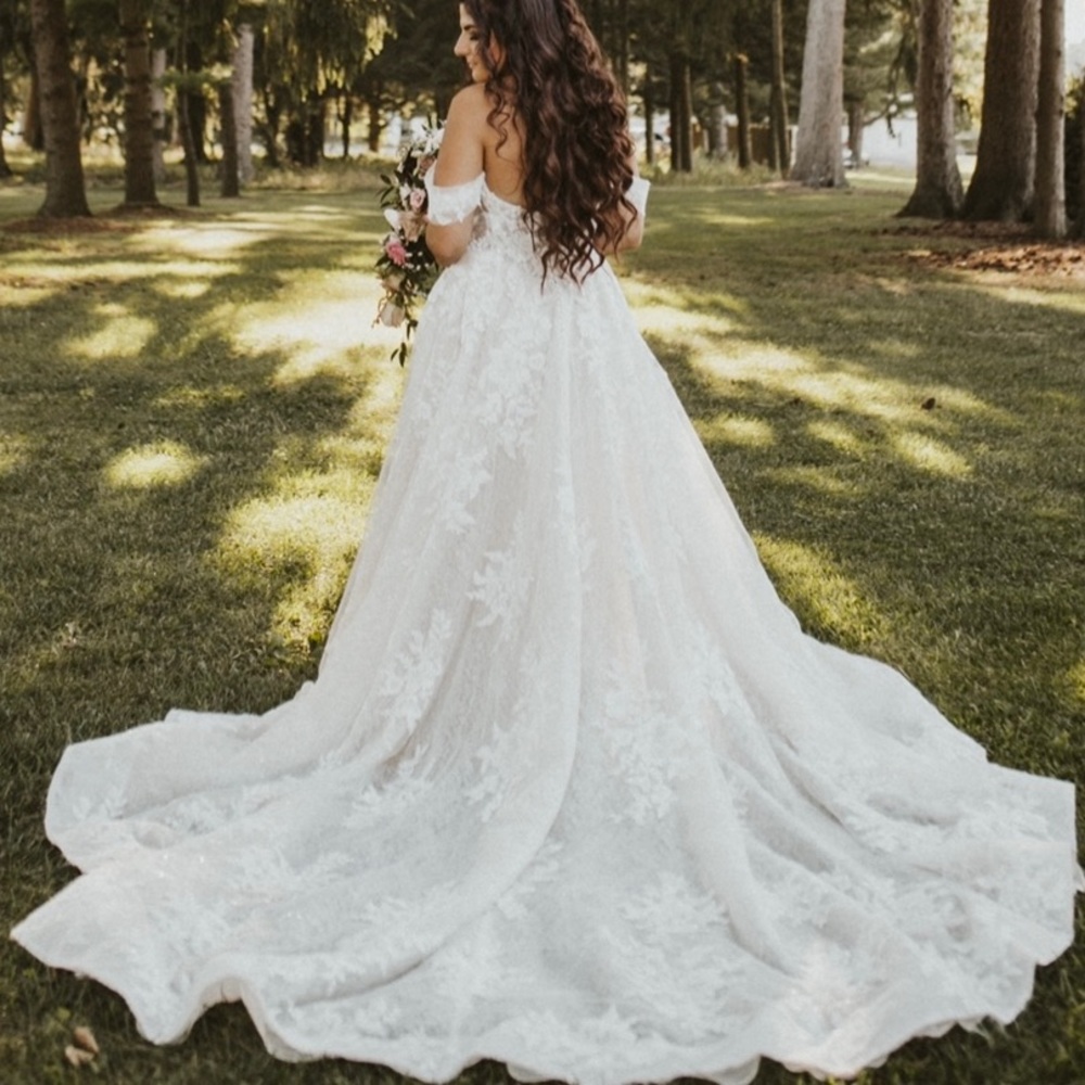 - Martina Liana Wedding Dress